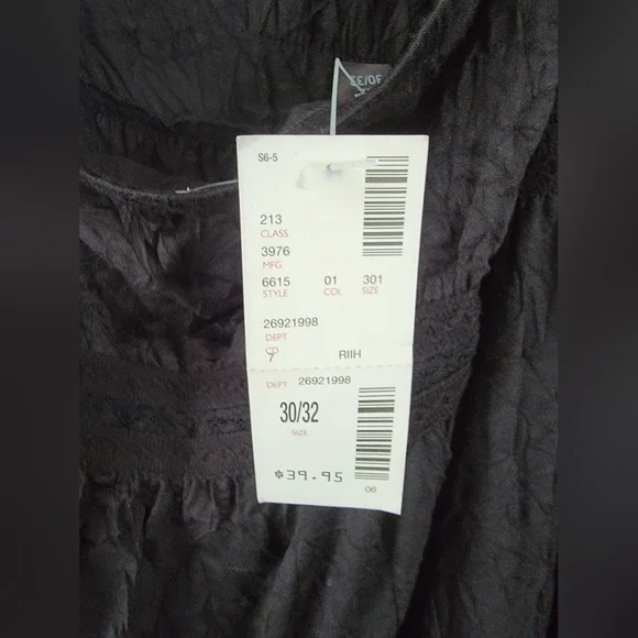 NWT Avenue Black Crinkle Maxi Skirt - Picture 5 of 7